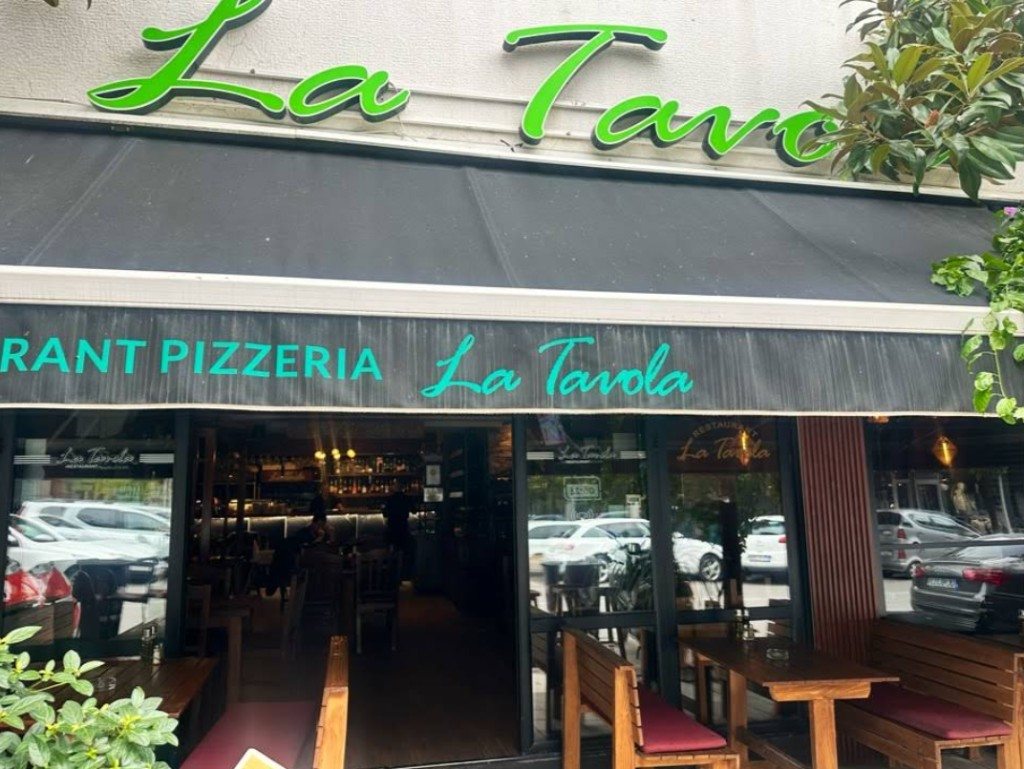 LA TAVOLA Steakhouse & Pizzeria